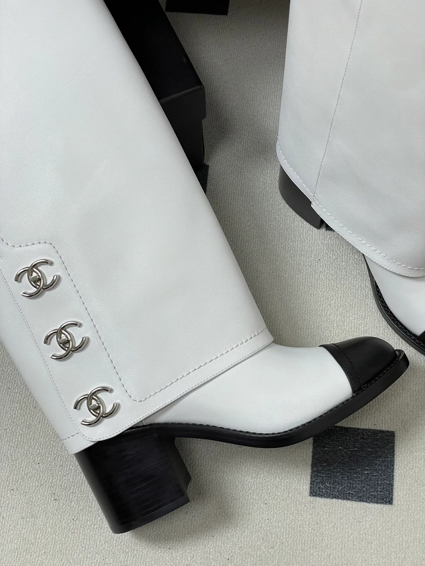 Сапоги Женские Chanel 1284424