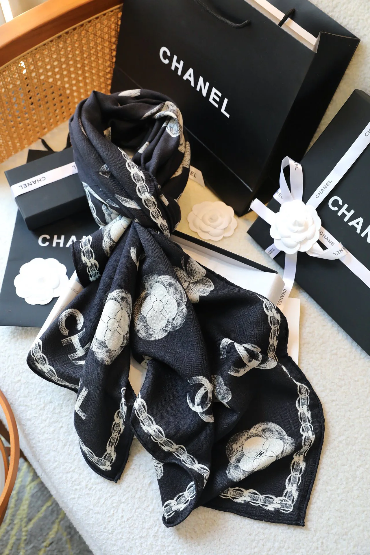 Шарфы Chanel 11631791