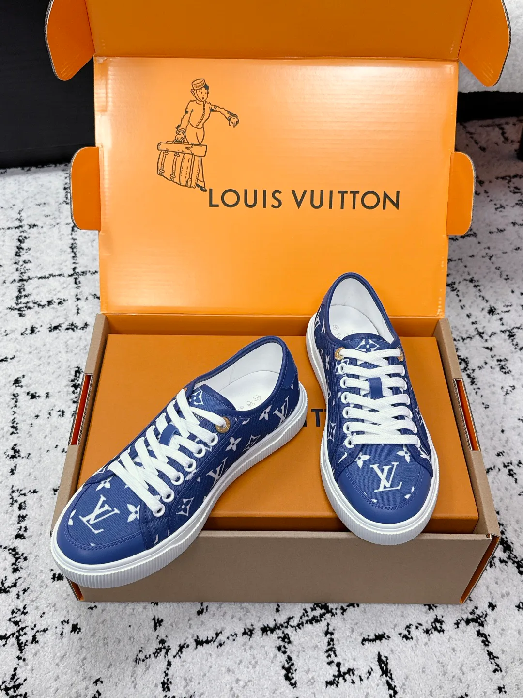 Кроссовки Женские Louis Vuitton 1752793