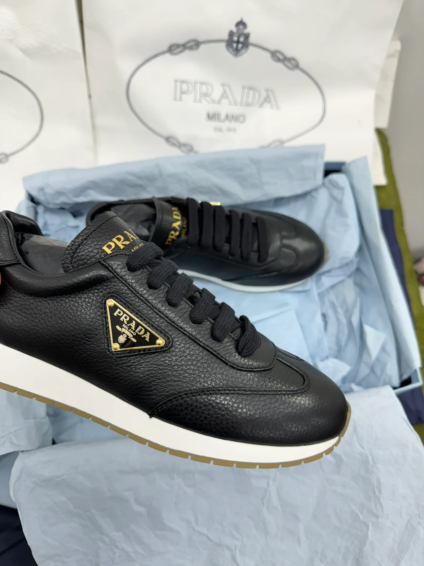 Кроссовки Женские Prada 4767