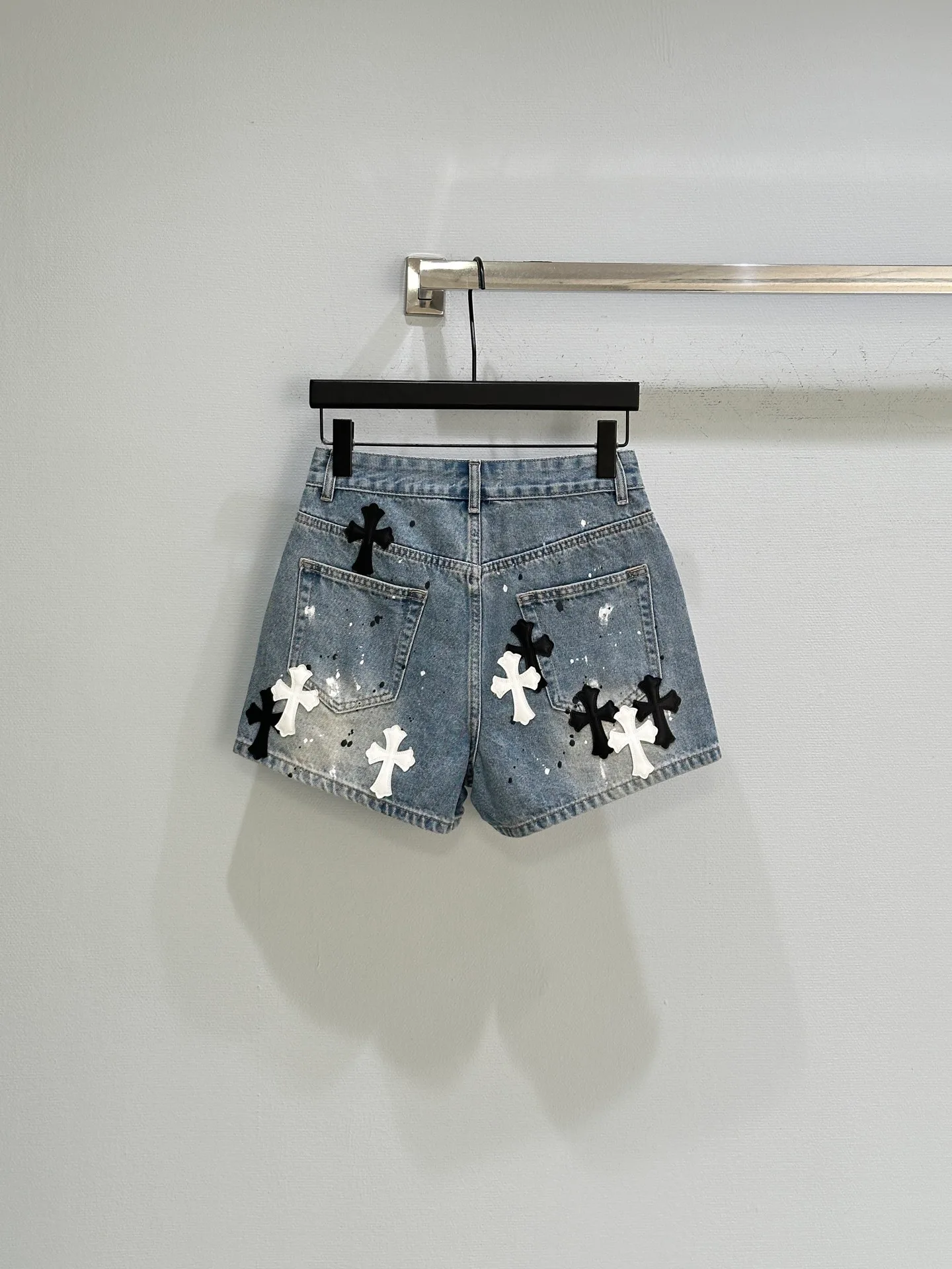 Шорты Женские Chrome Hearts 11646297