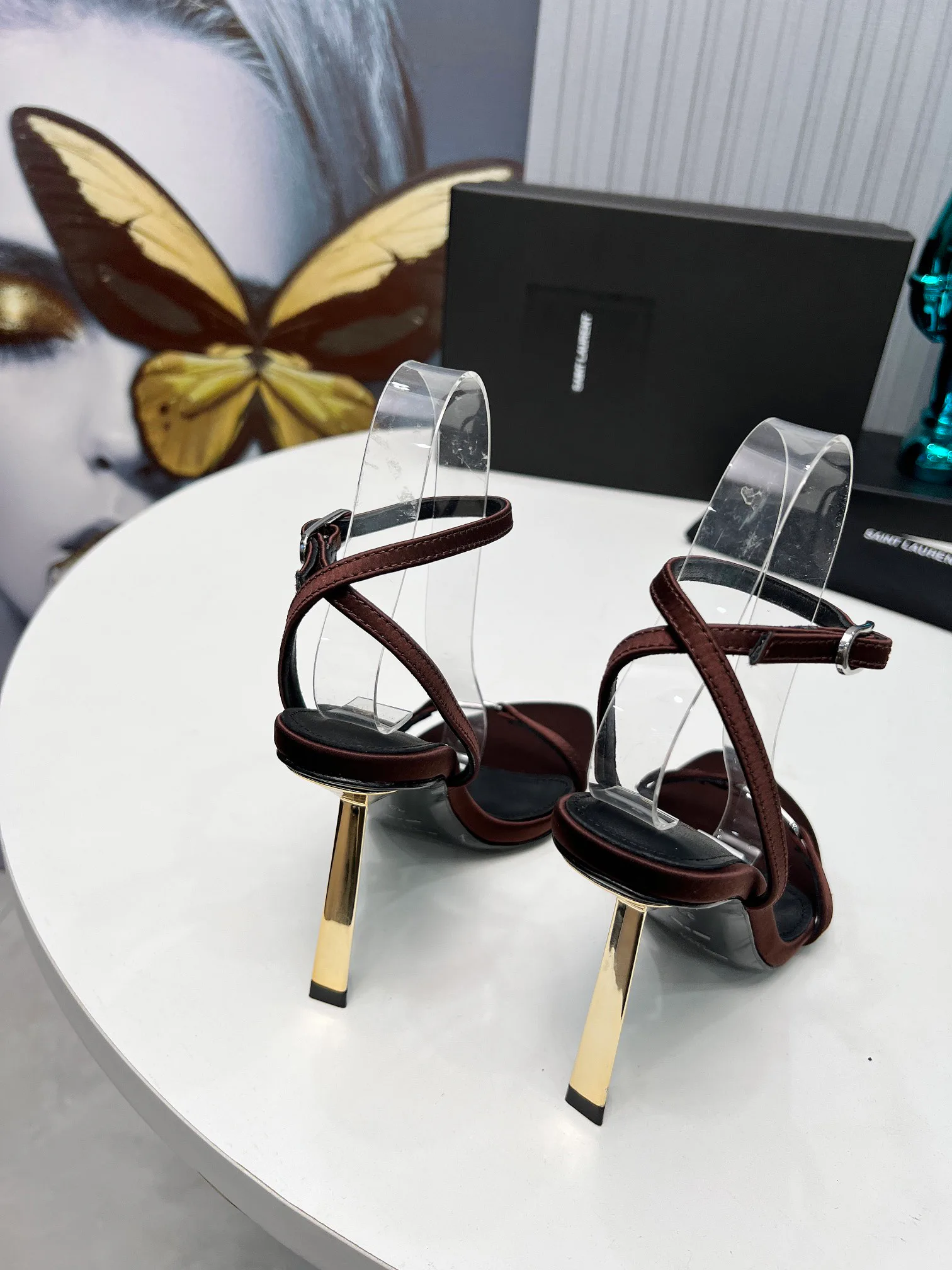 Босоножки Женские Saint Laurent 7184882