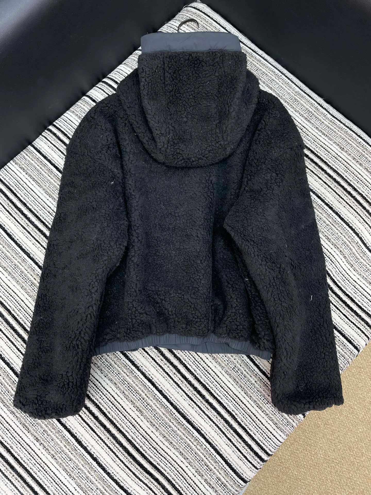 Куртки Женские Canada Goose 303653