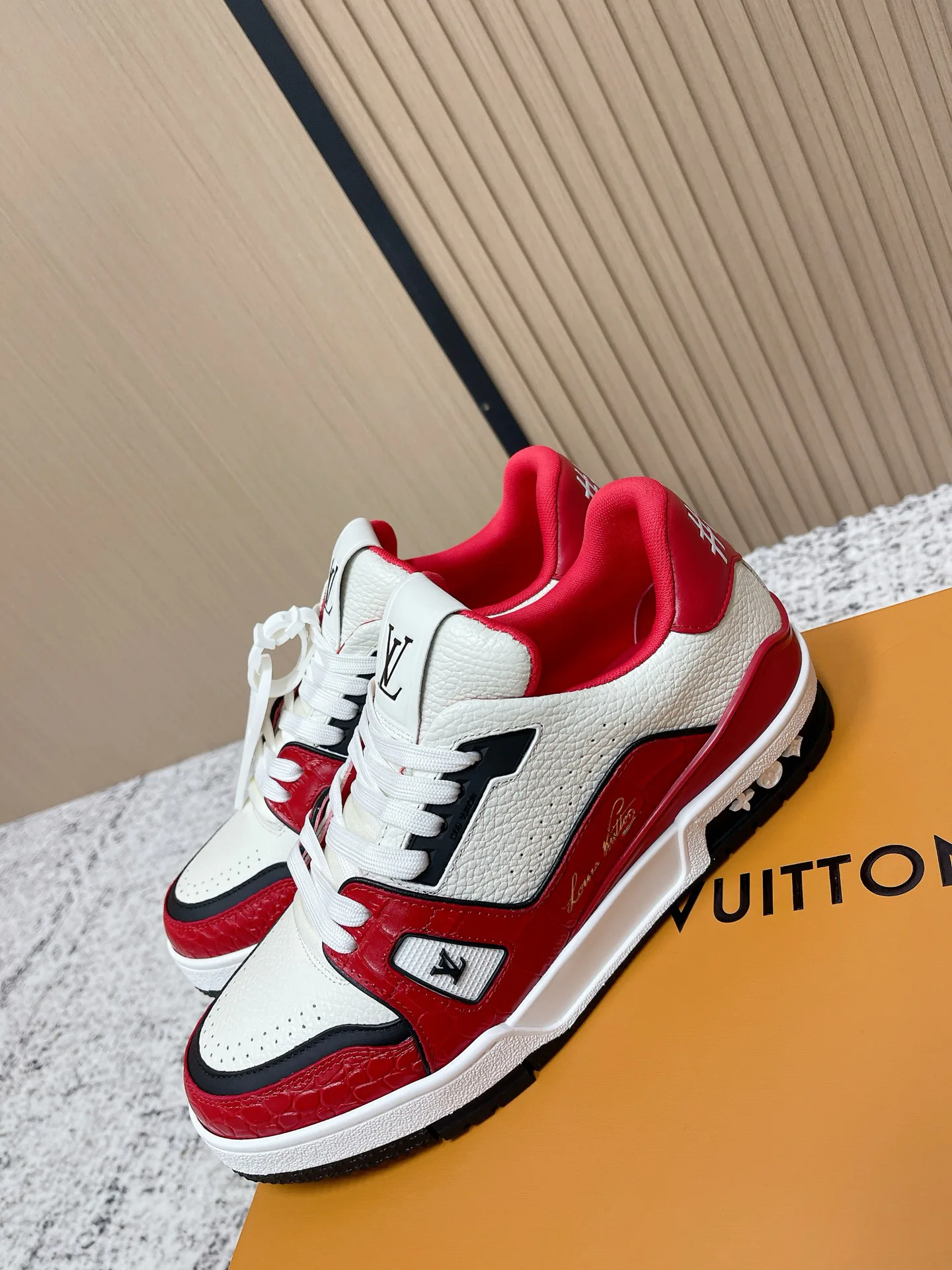 Кроссовки Женские Louis Vuitton 997543