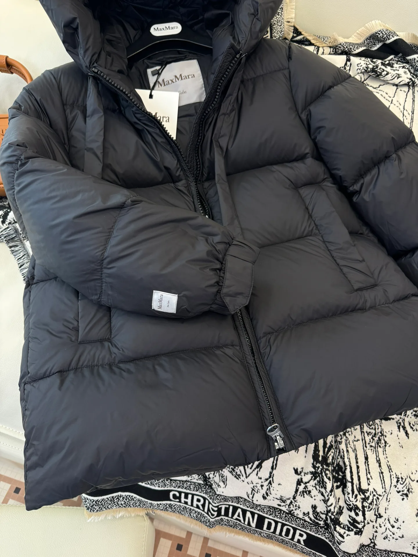 Куртки И Пуховики Женские Max Mara 18043390