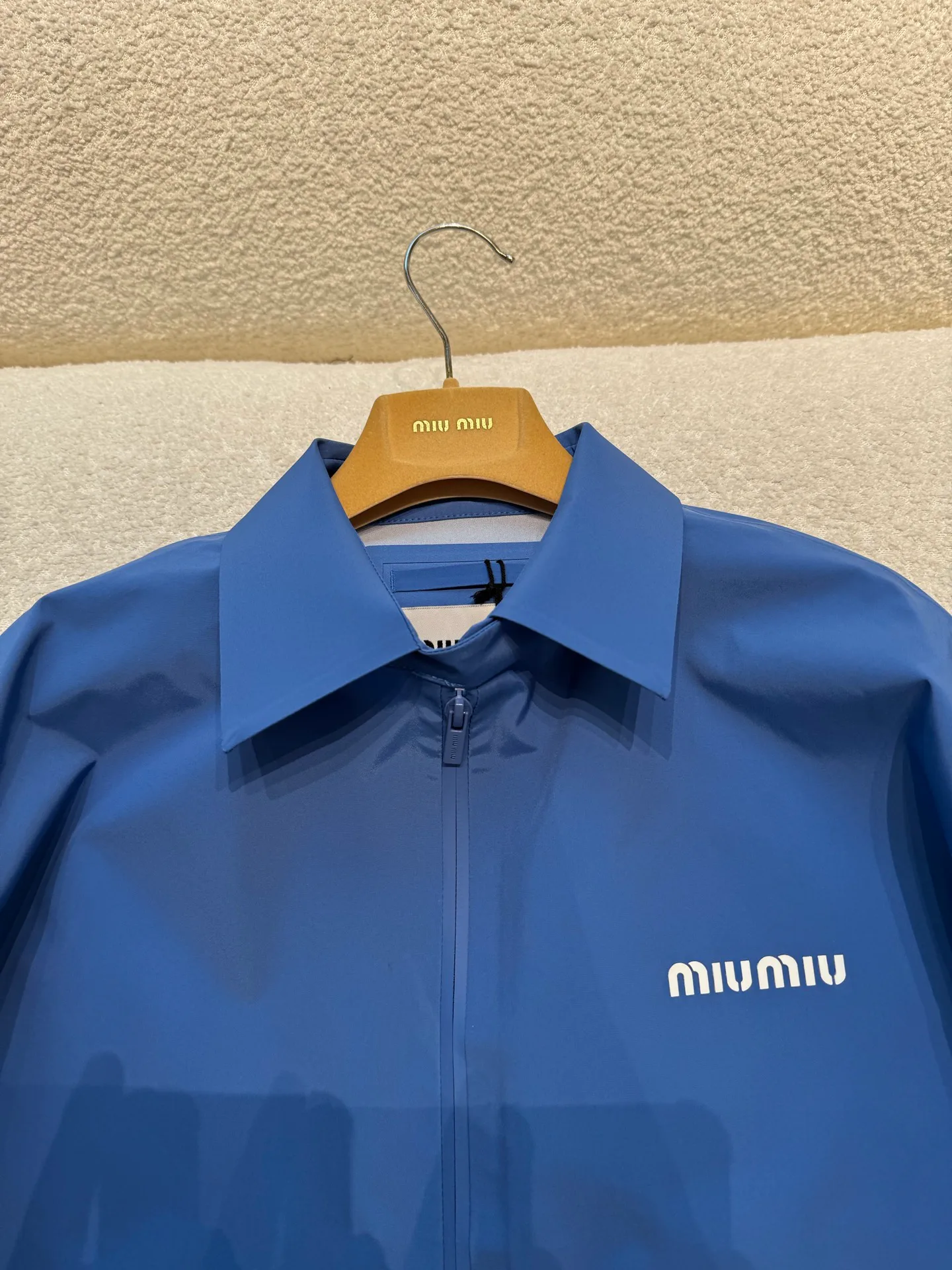 Куртки И Пуховики Женские Miu Miu 11222404