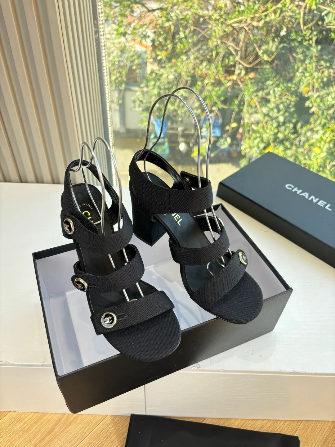 Босоножки Женские Chanel 10211563