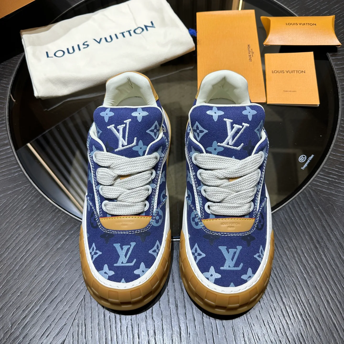 Кроссовки Мужские Louis Vuitton 18191611