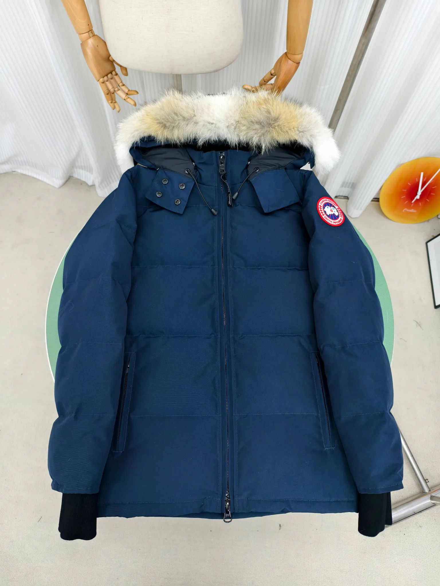 Куртки И Пуховики Женские Canada Goose 18926144