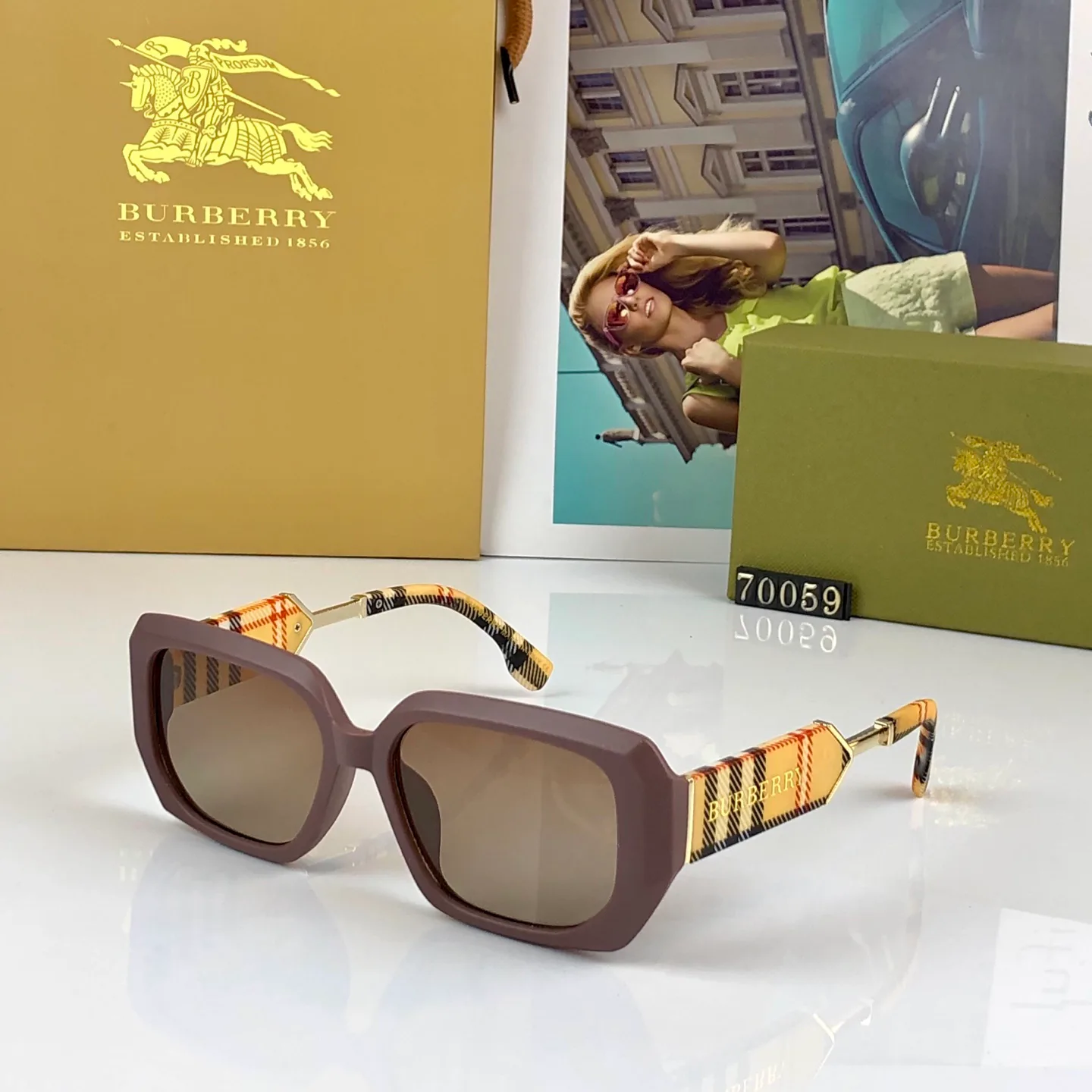 Очки Burberry 13135773