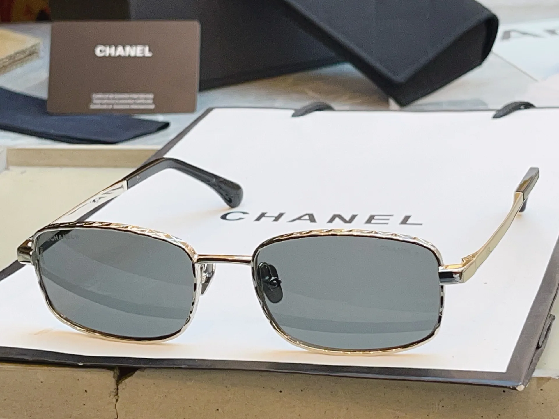 Очки Chanel 17428231