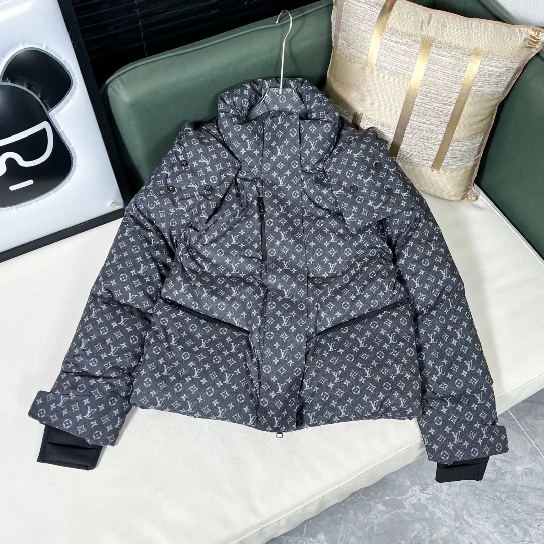 Куртки И Пуховики Женские Louis Vuitton 4498607