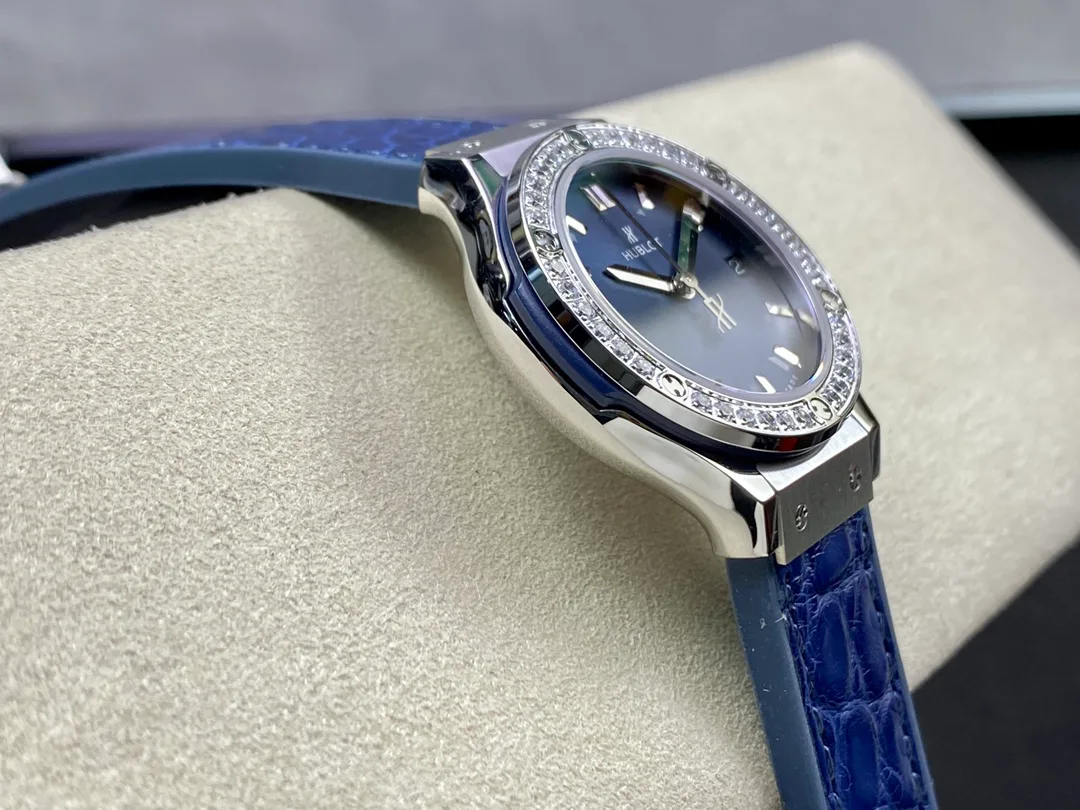 Часы Женские Hublot 17629726