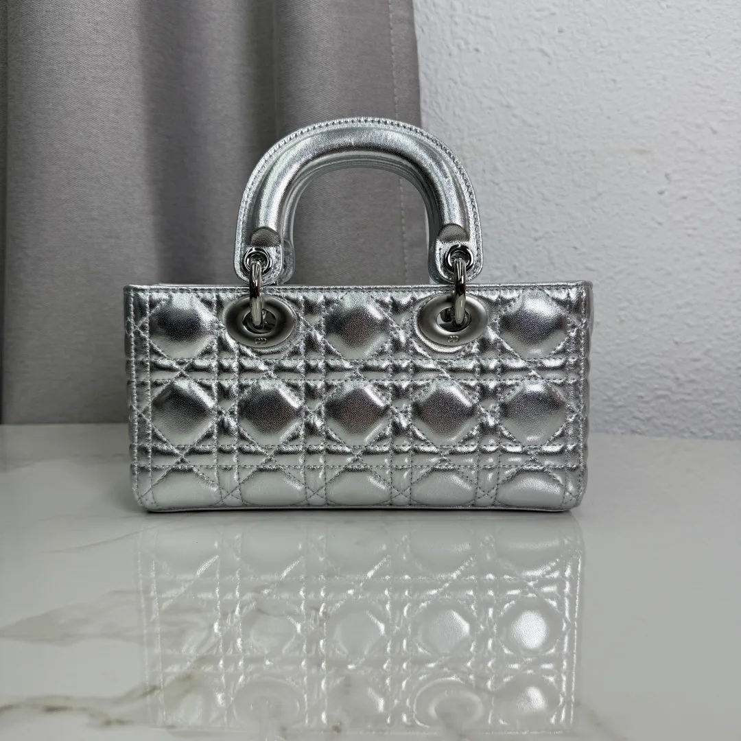 Классические Сумки Женские Christian Dior 18116446
