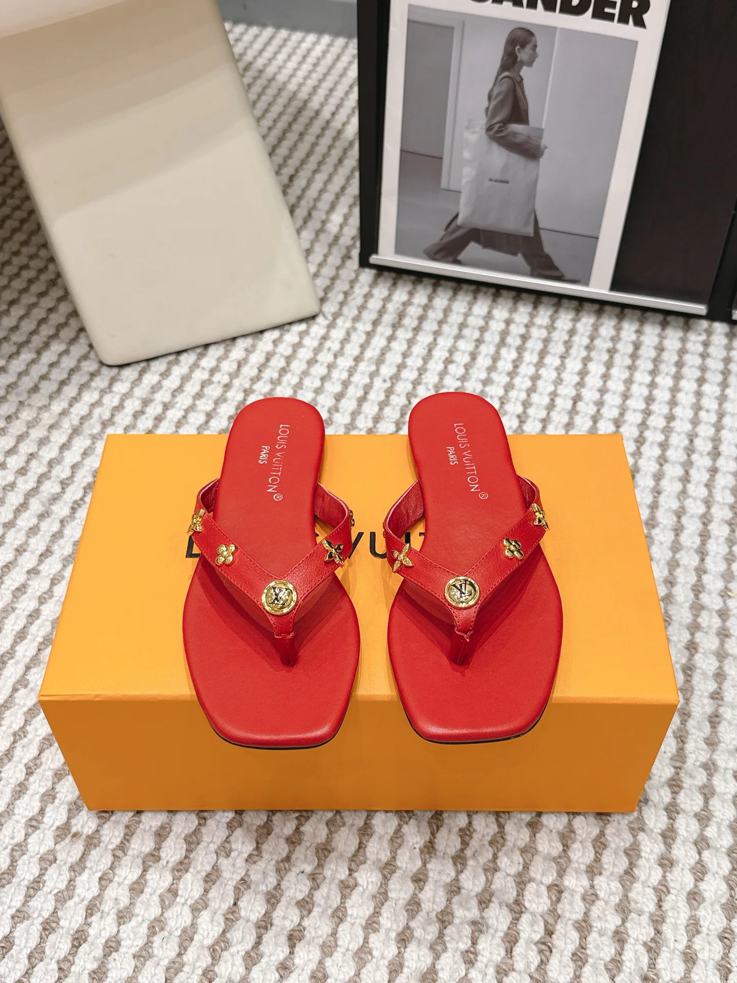 Шлепанцы Женские Louis Vuitton 14555369