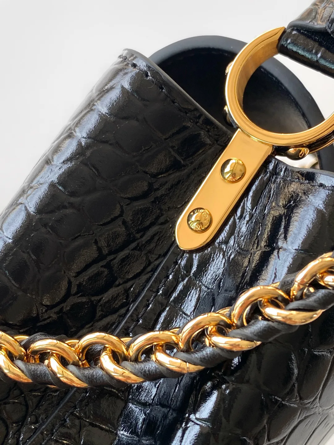Классические Сумки Женские Louis Vuitton 18019350