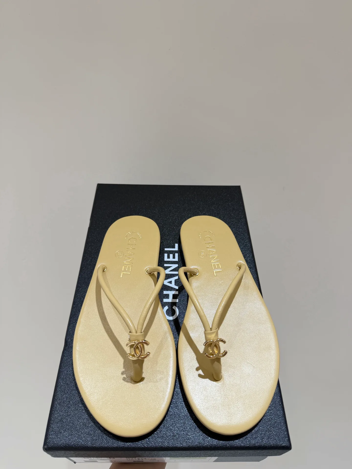 Шлепанцы Женские Chanel 12843827