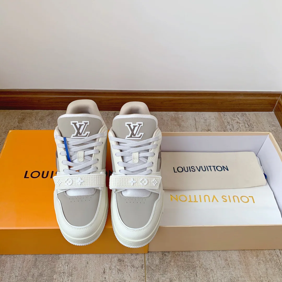 Кроссовки Женские Louis Vuitton 10234409