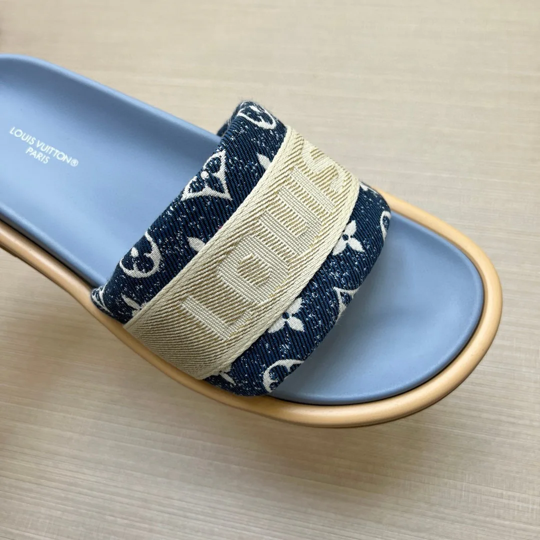 Шлепанцы Женские Louis Vuitton 9801517