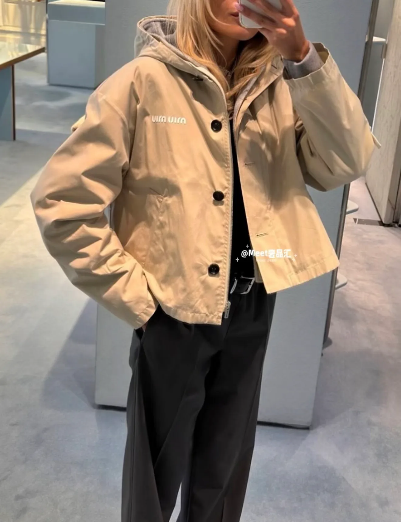 Куртки И Пуховики Женские Miu Miu 17960219