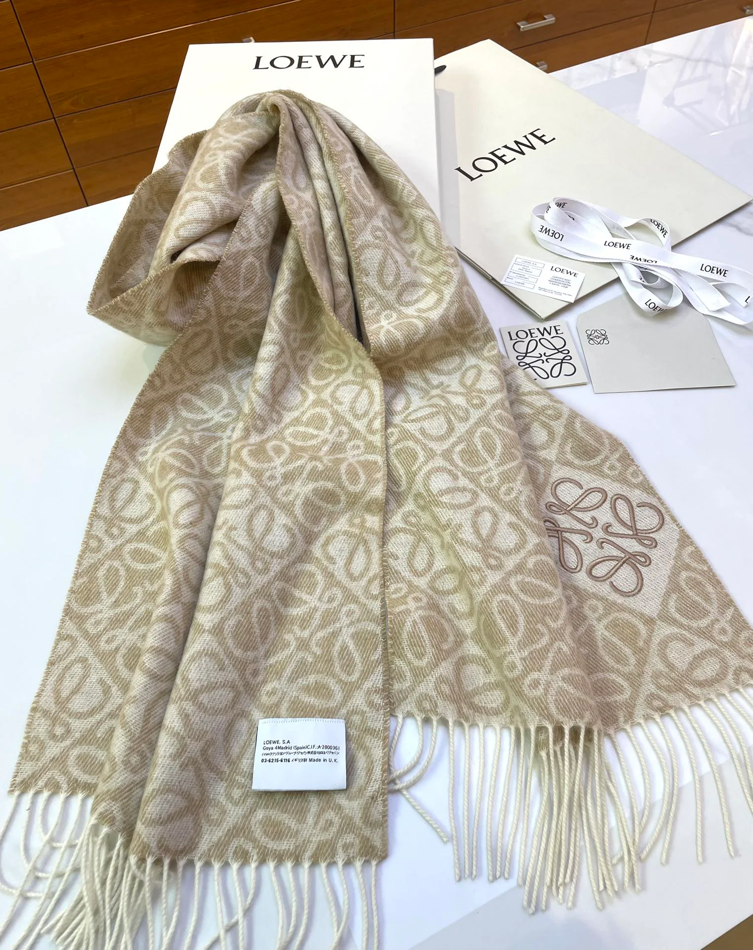 Шарфы Loewe 18291