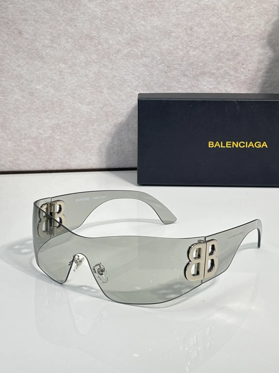 Очки Balenciaga 18059711