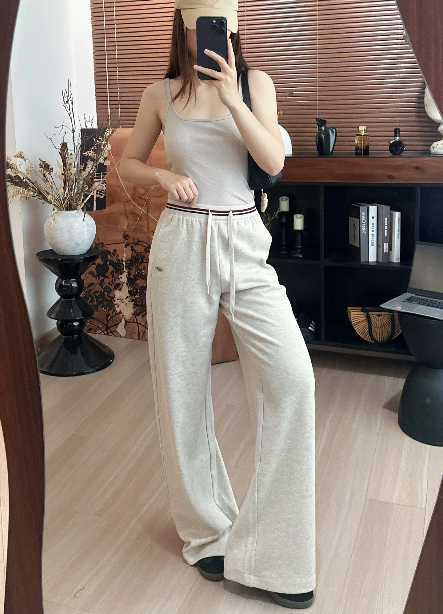 Брюки Женские Prada 18473772