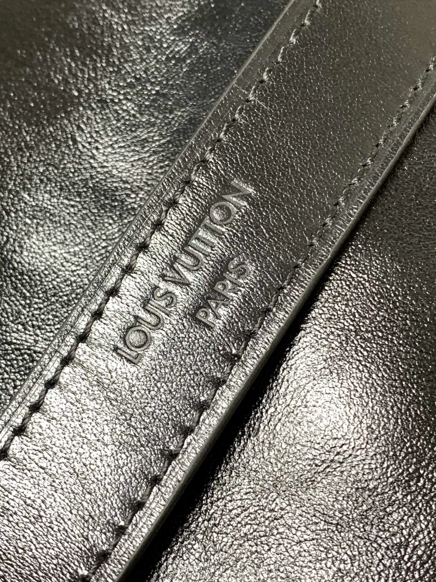 Сумки На Ремне Женские Louis Vuitton 30713