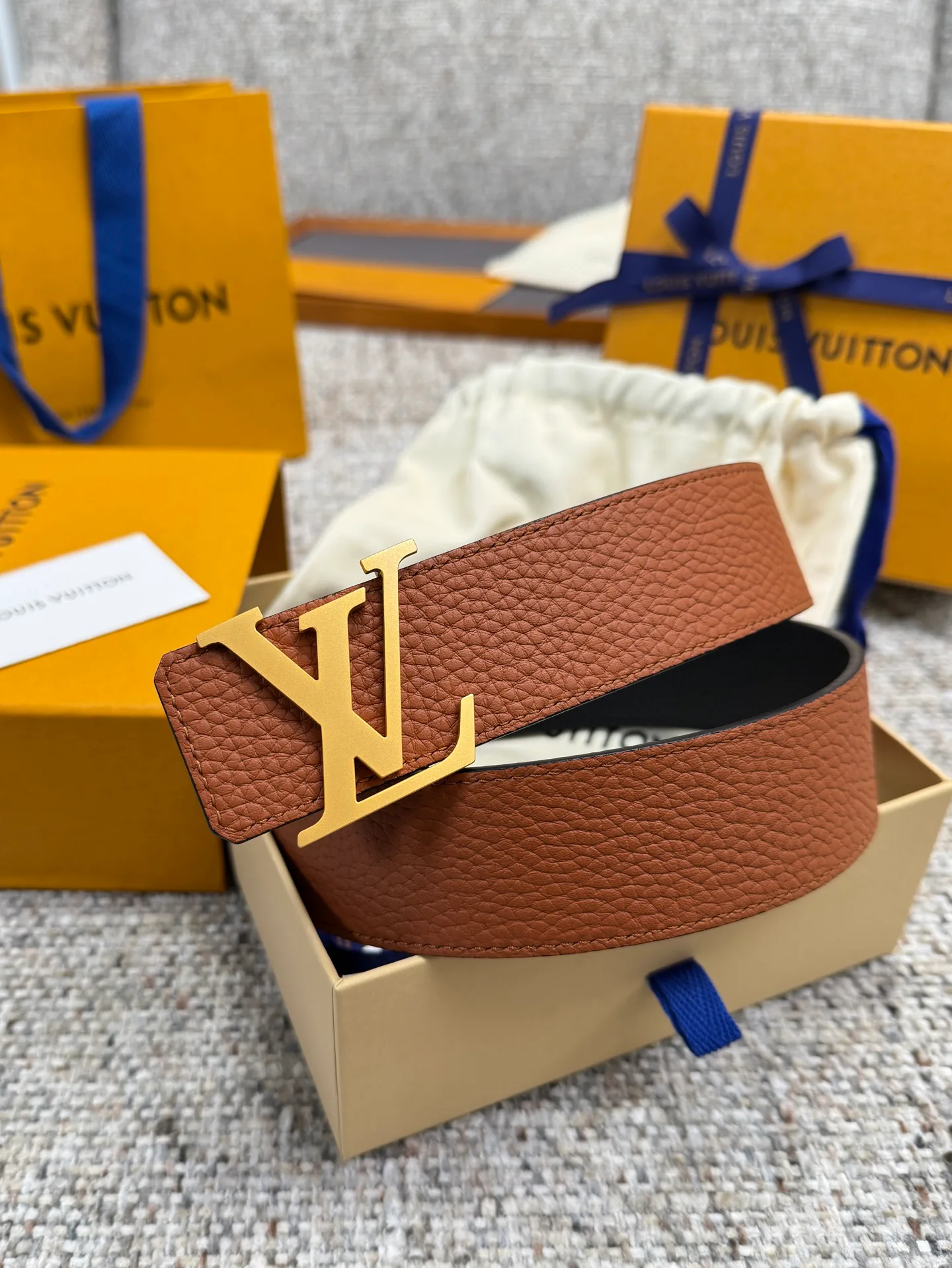 Ремни Louis Vuitton 5422592