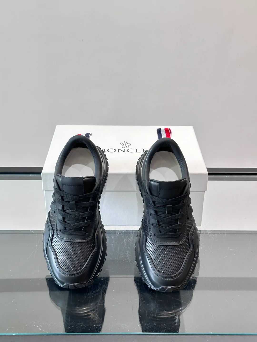 Кроссовки Мужские Moncler 17349475