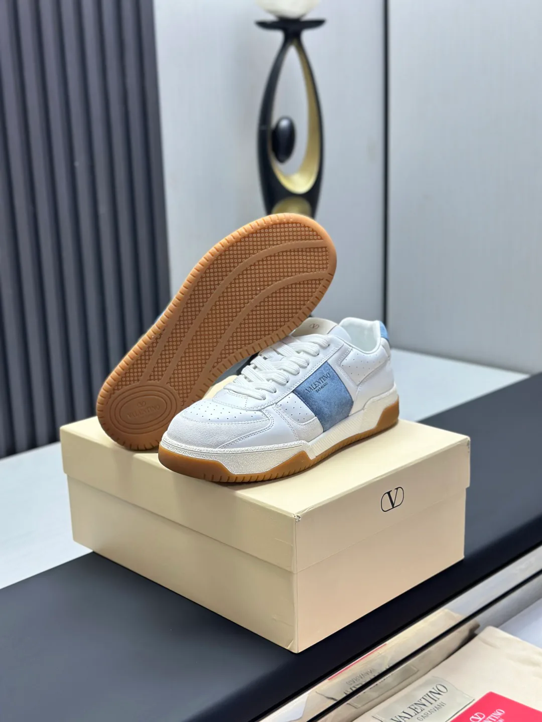 Кроссовки Женские Valentino 11707486