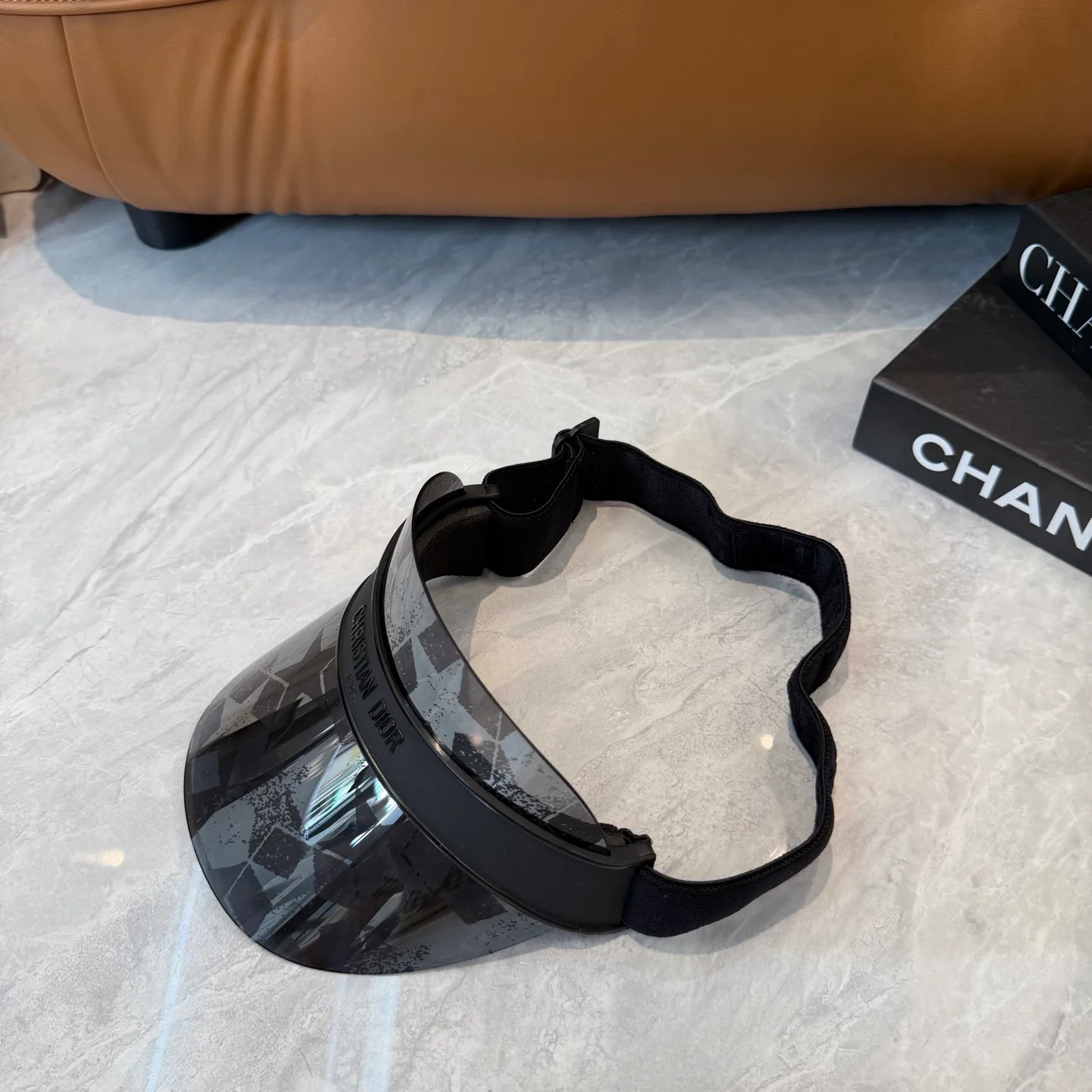 Головные Уборы Christian Dior 13294383