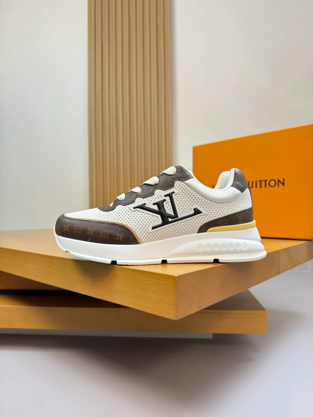 Туфли Женские Louis Vuitton 13194042