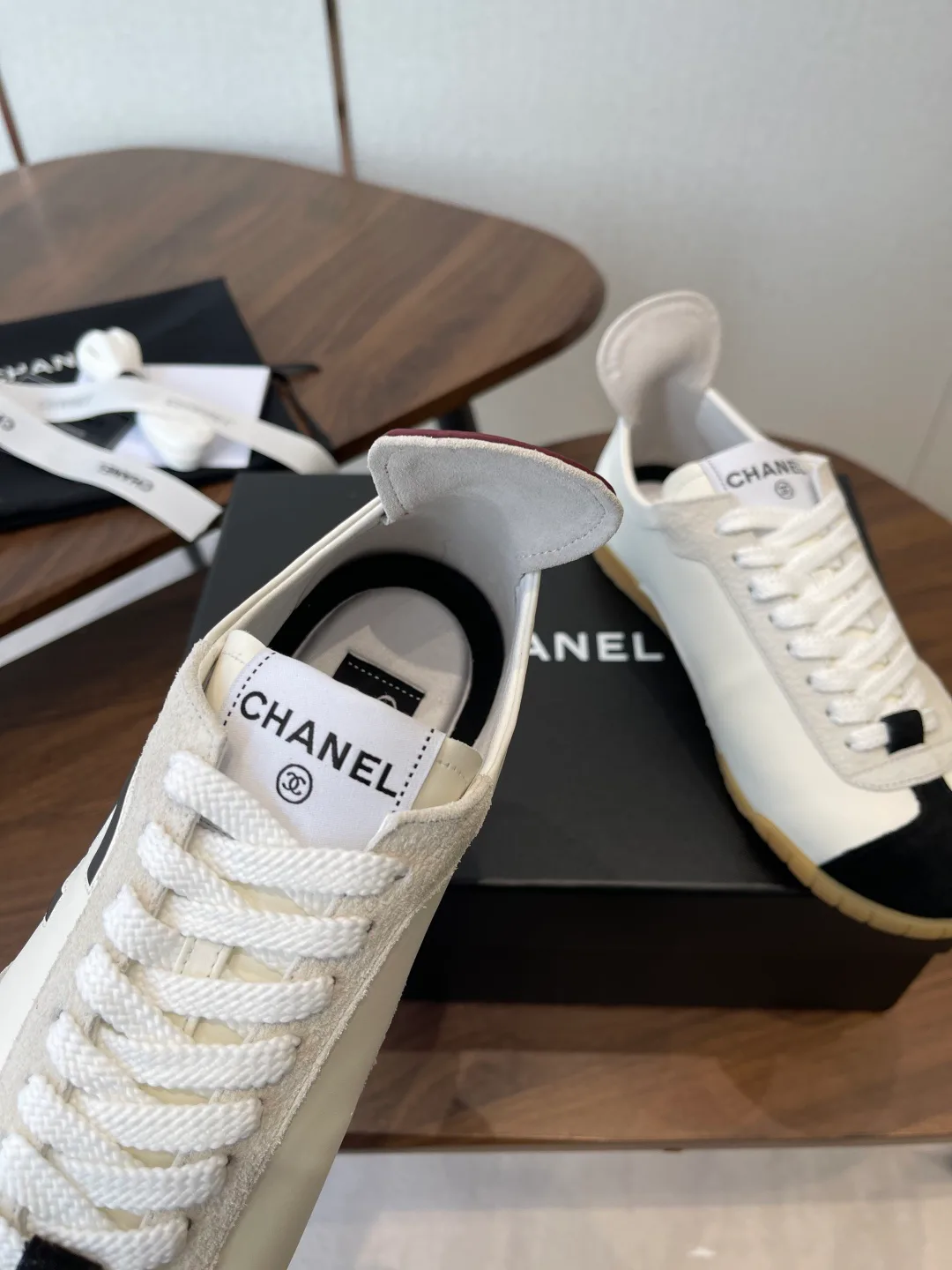 Кроссовки Женские Chanel 11350600