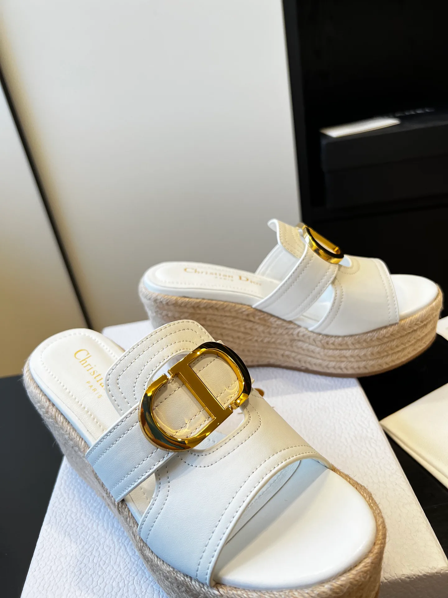 Сандалии Женские Christian Dior 11884714