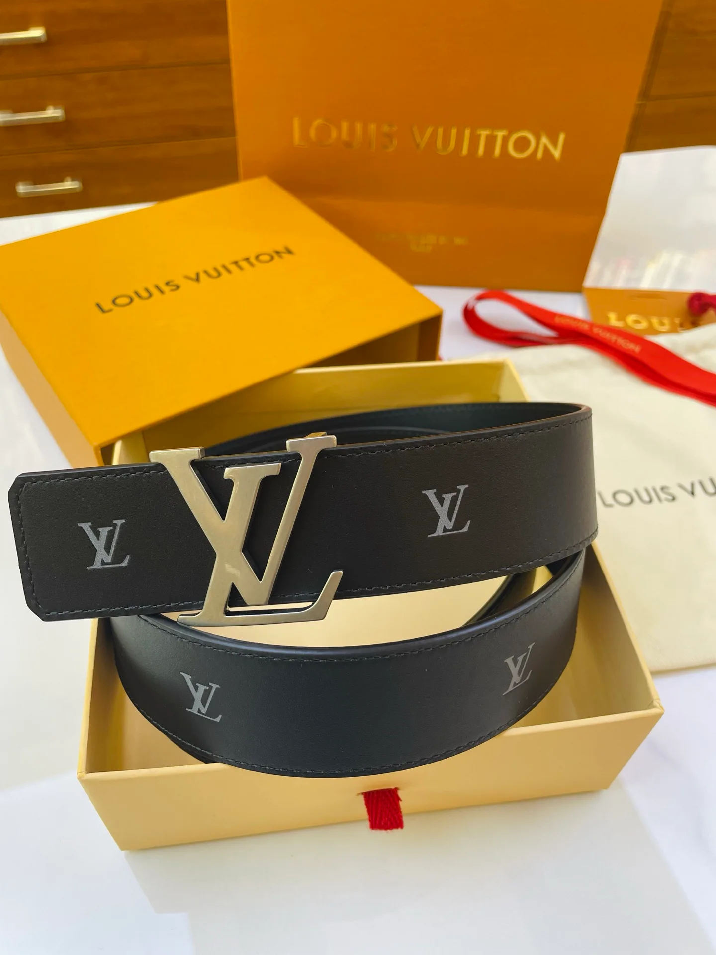 Ремни Louis Vuitton 14253