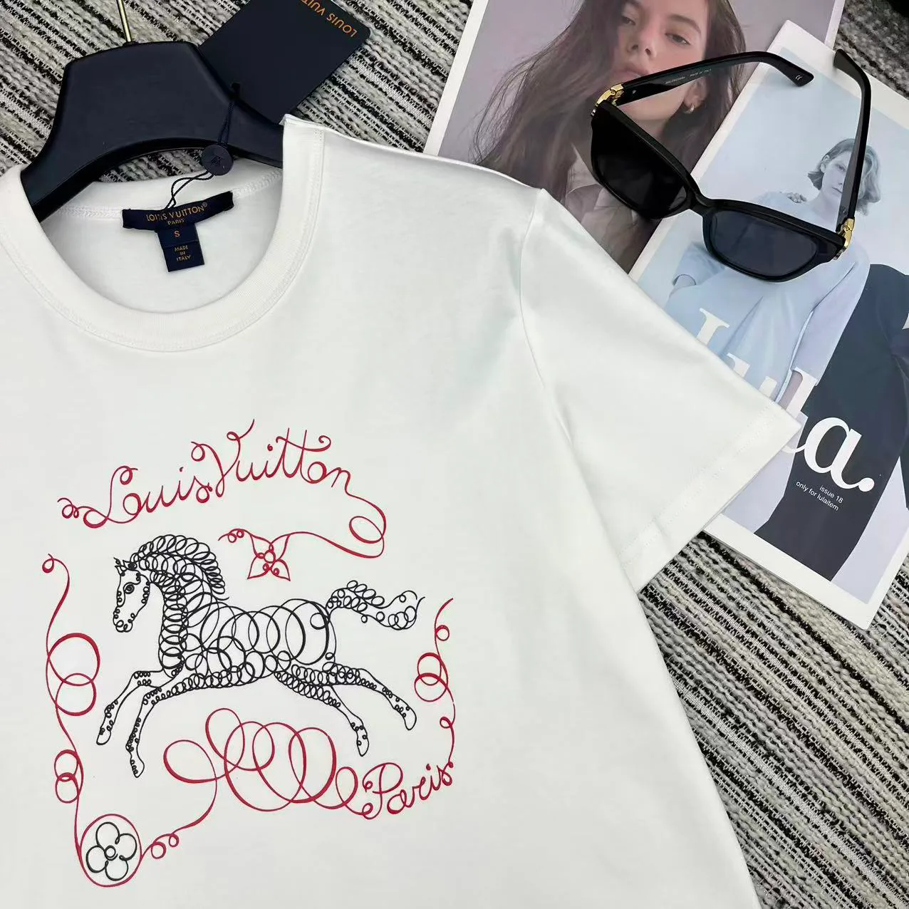 Футболки Женские Louis Vuitton 1518768