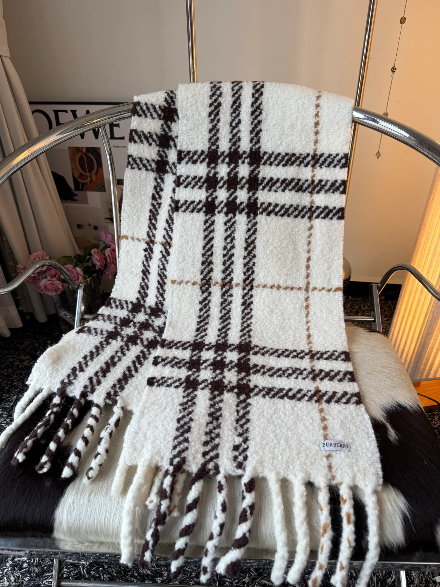 Шарфы Burberry 18222516