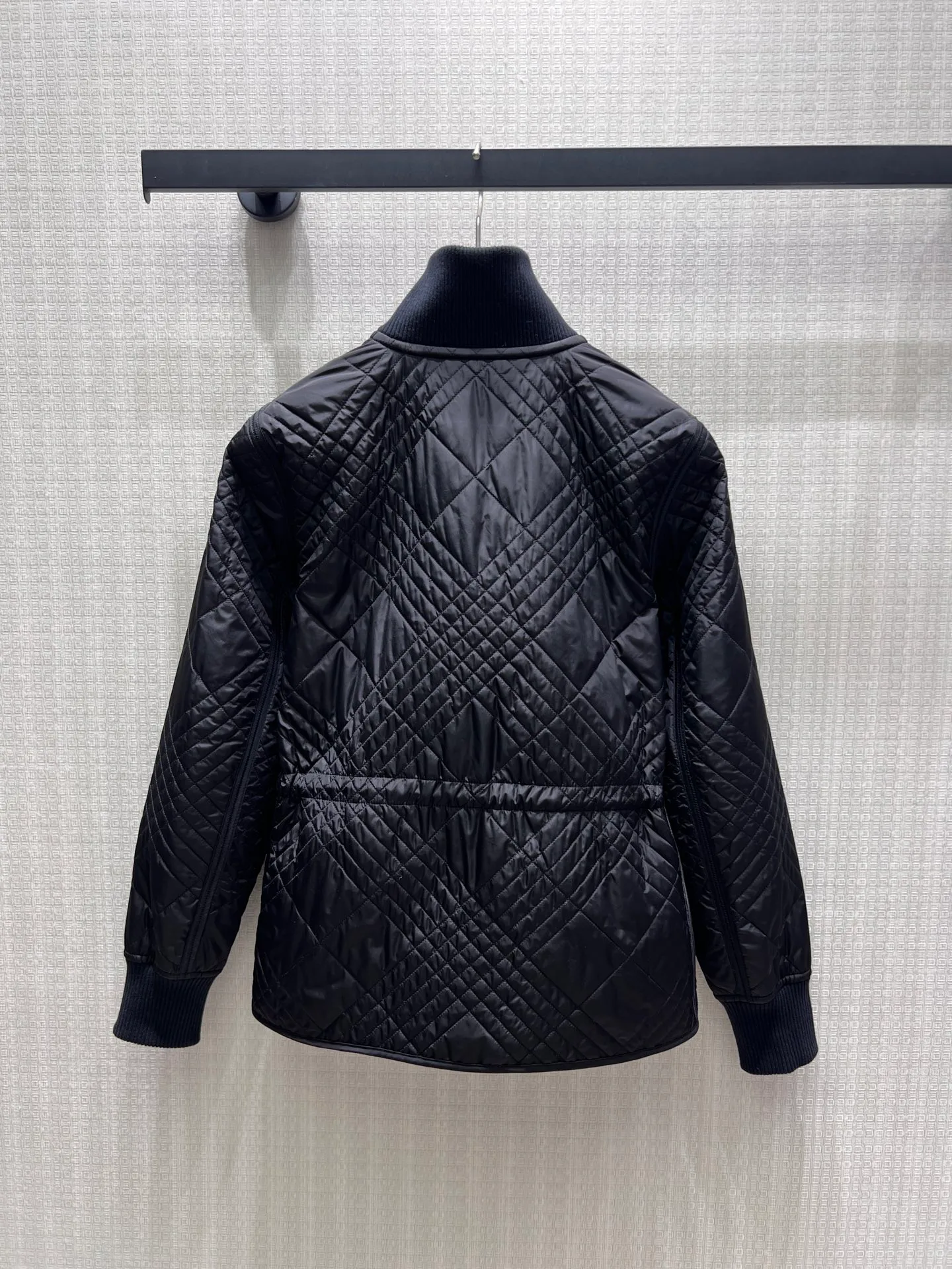 Куртки И Пуховики Женские Burberry 19097378