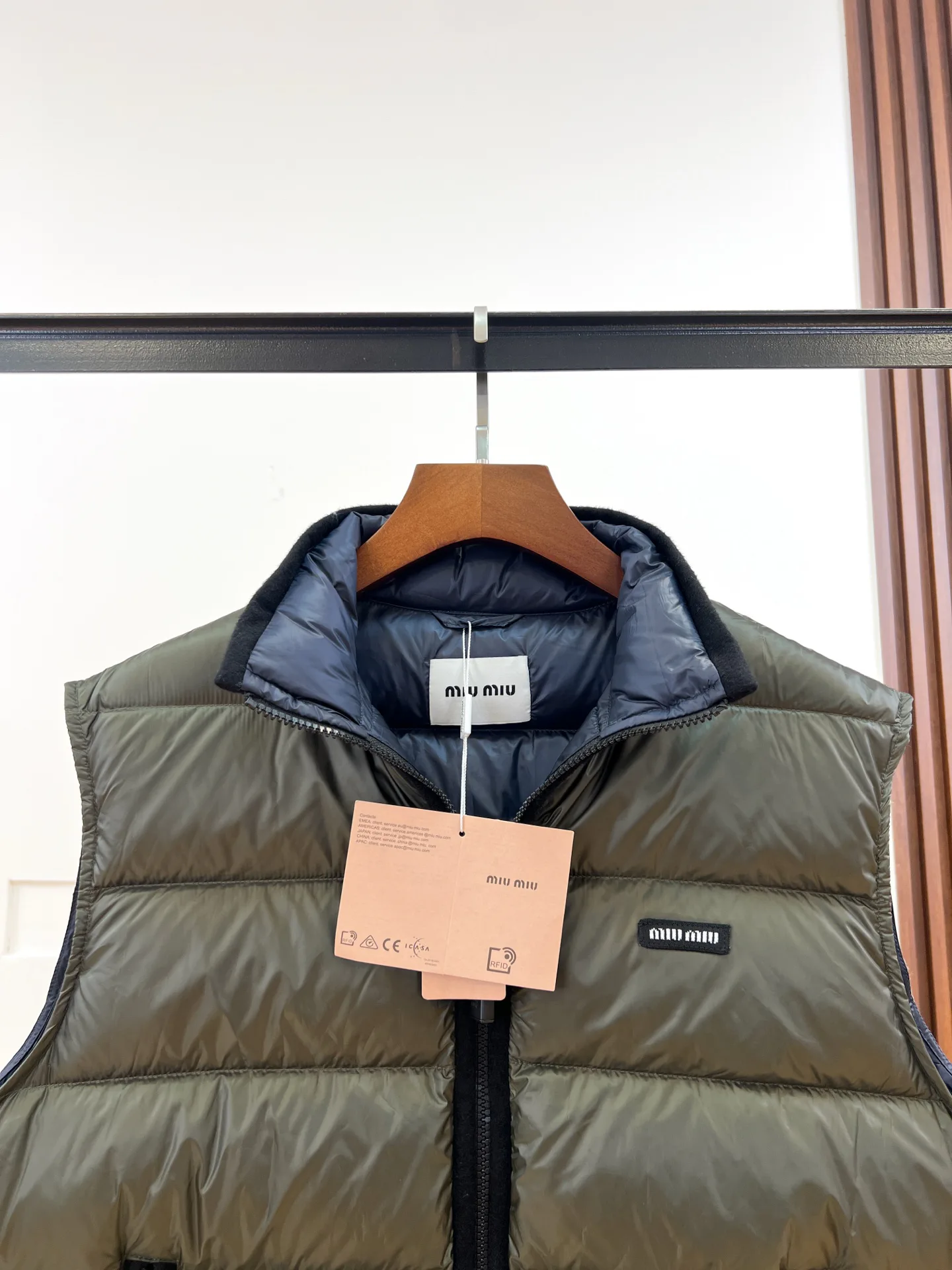 Жилеты Женские Miu Miu 18820361