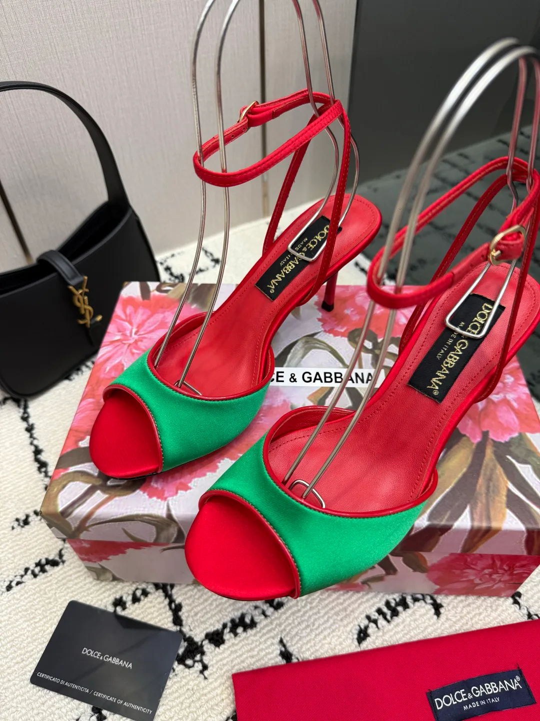 Босоножки Женские Dolce & Gabbana 18335961