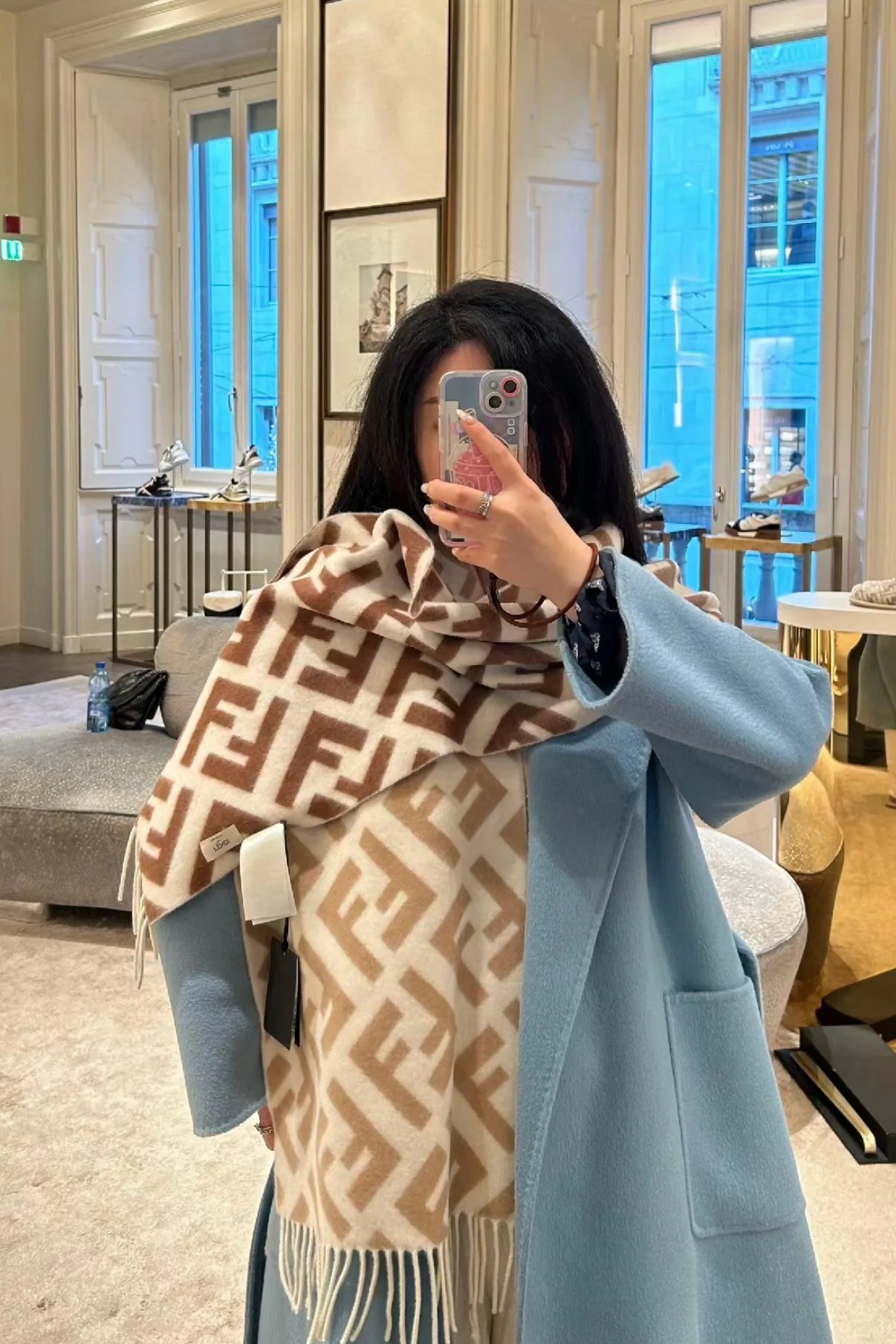 Шарфы Fendi 17448568