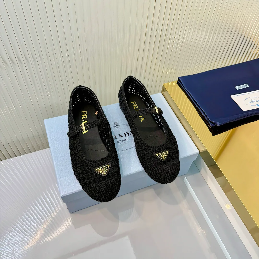 Балетки Женские Prada 11386410