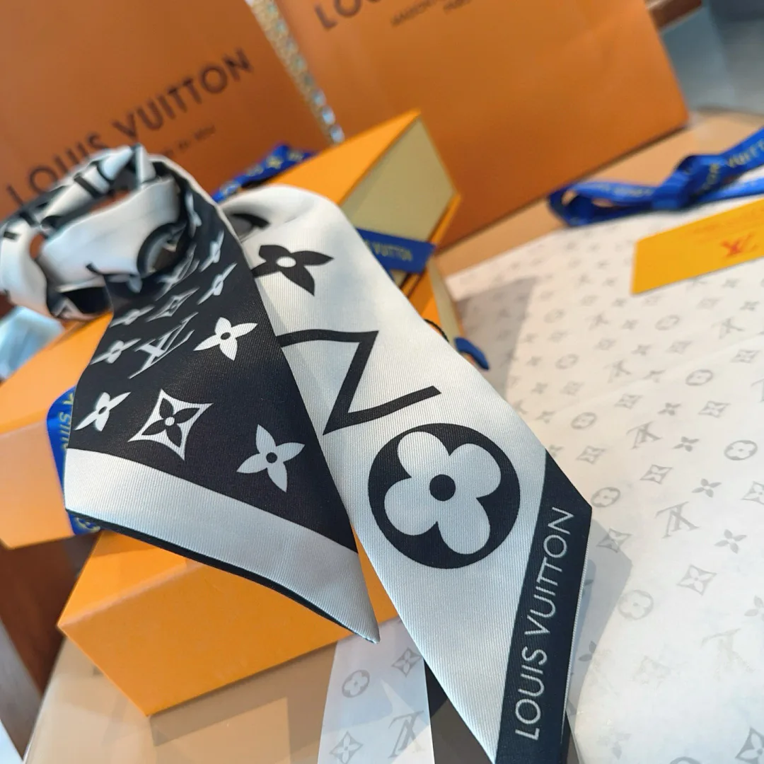 Платки Louis Vuitton 12918478