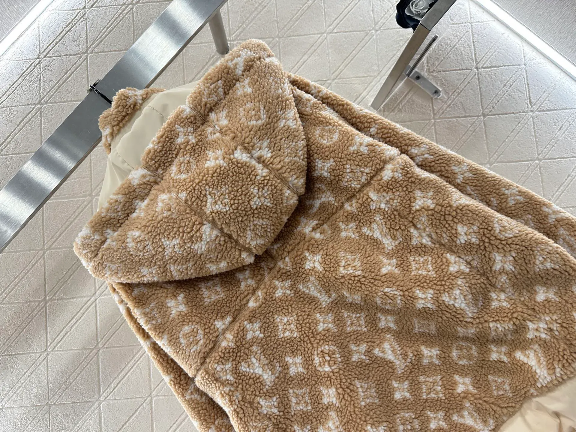 Куртки Женские Louis Vuitton 189304