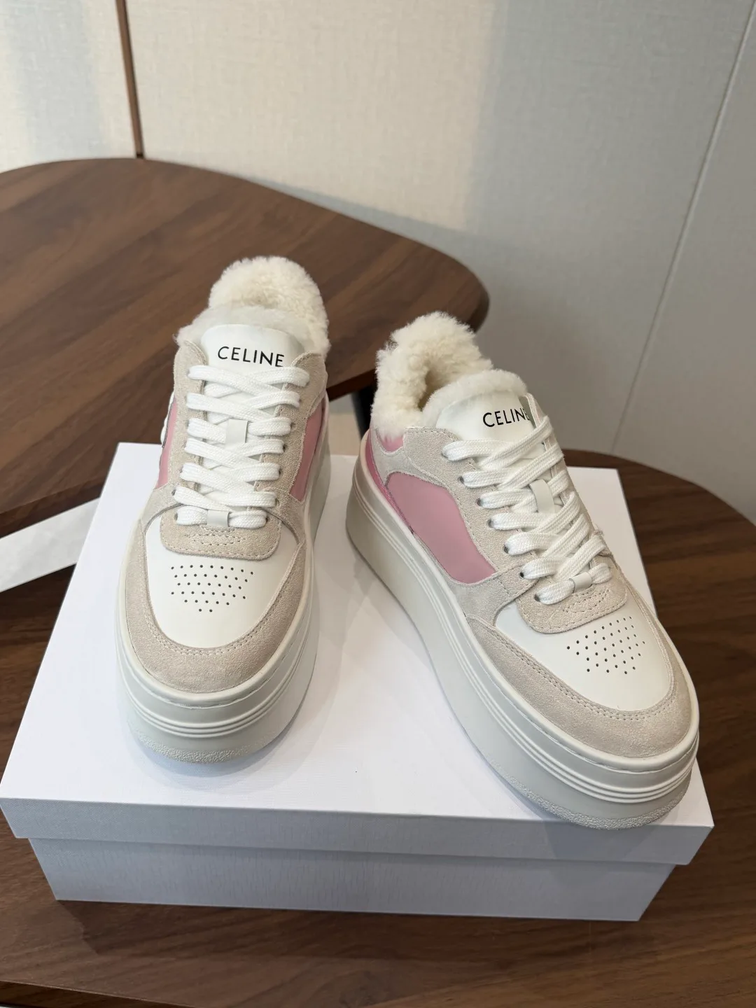 Кроссовки Женские Celine 18670161