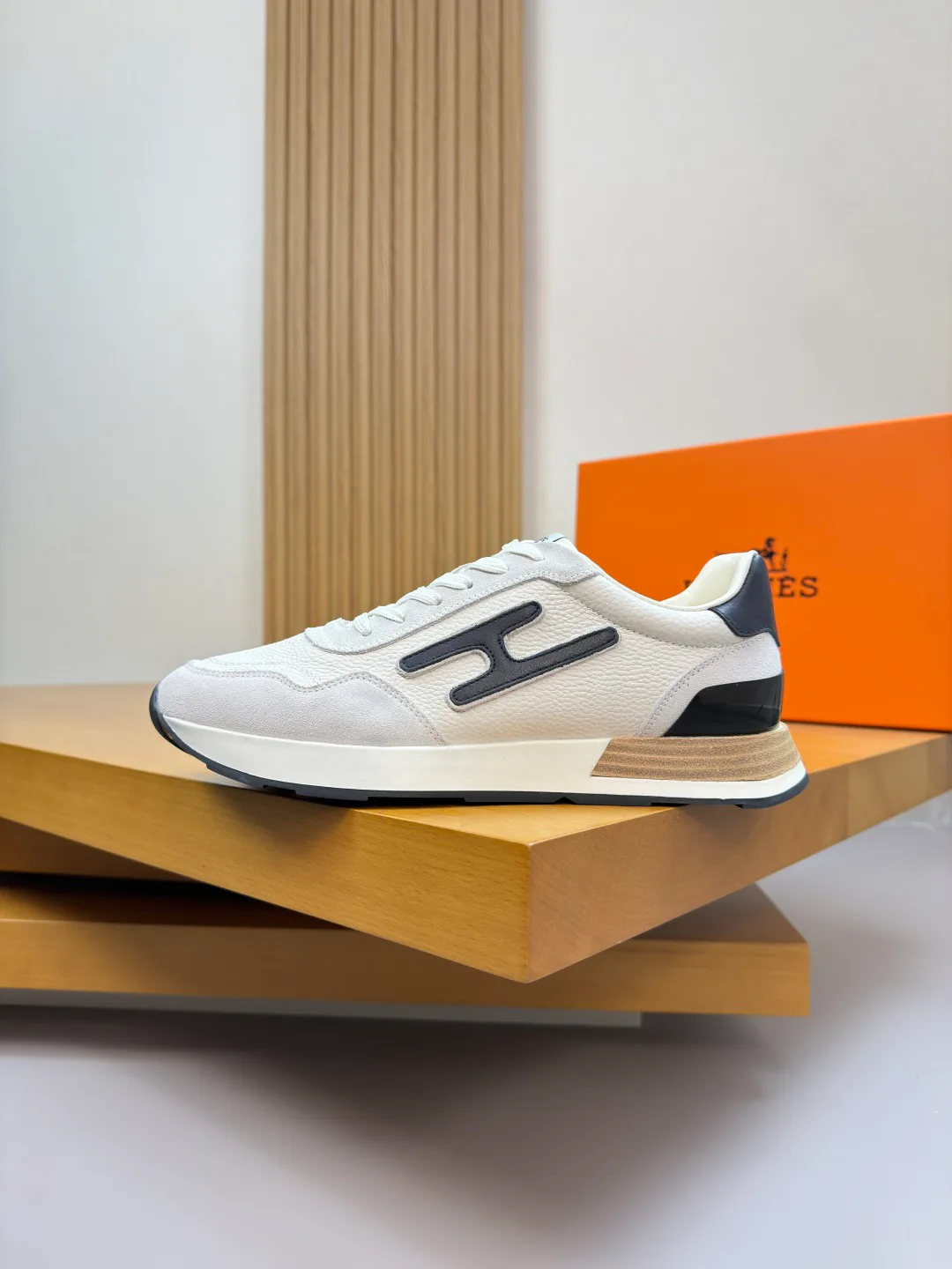 Кроссовки Мужские Hermes 2389675