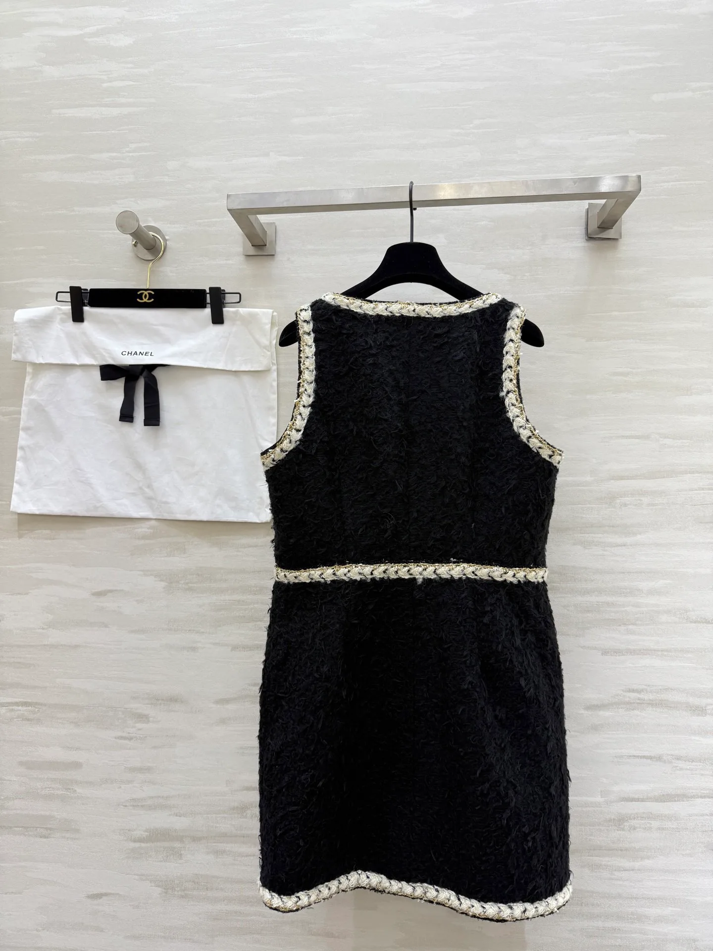 Жилеты Женские Chanel 10088703