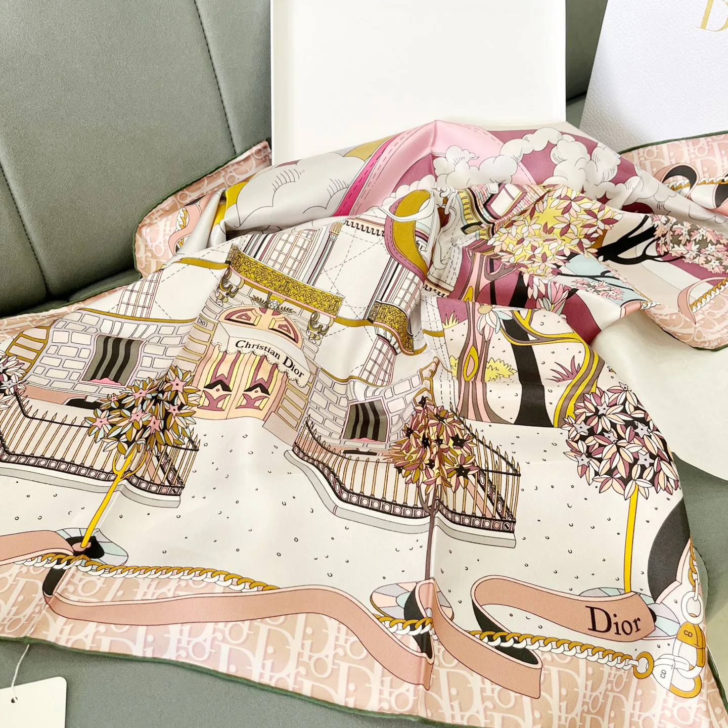 Платки Christian Dior 13560885