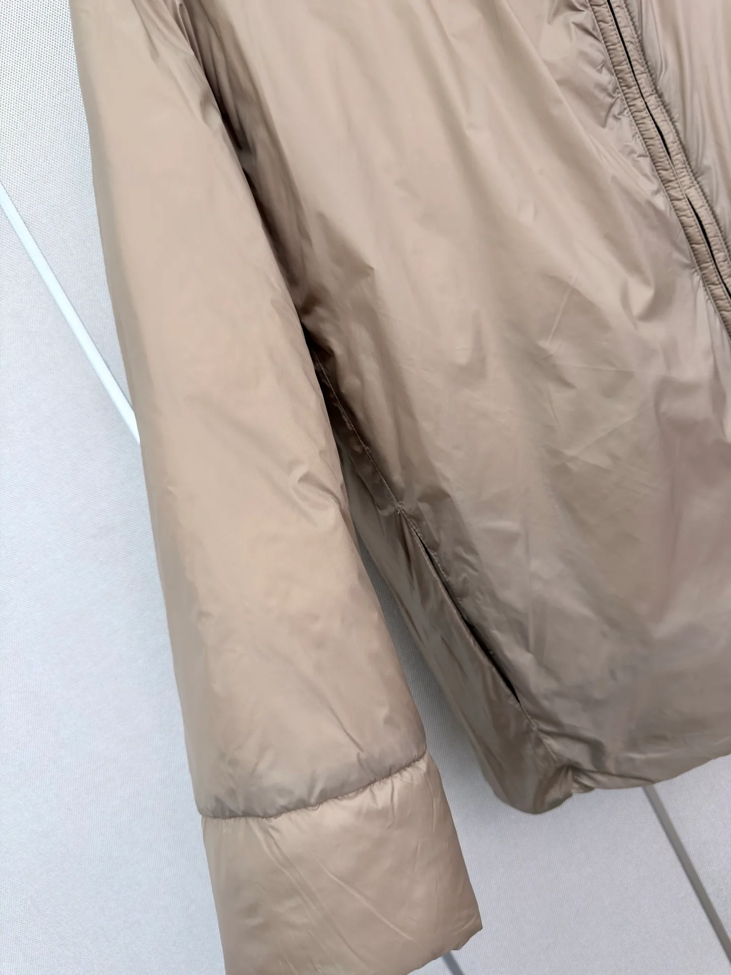 Куртки И Пуховики Женские Max Mara 18108353